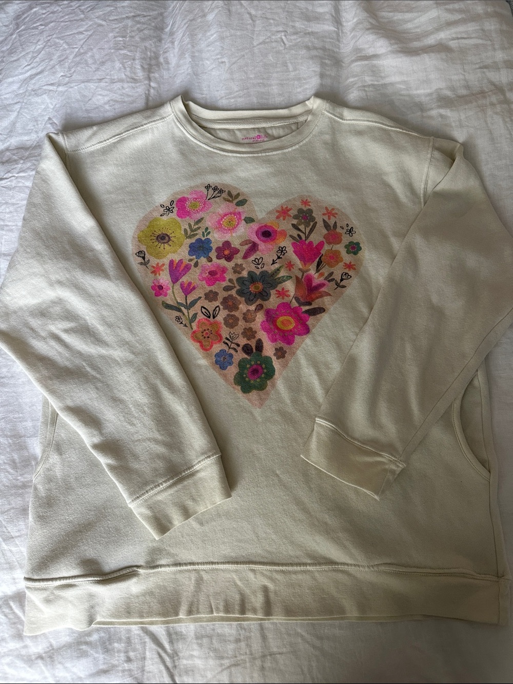 NATURAL LIFE Cream Sweatshirt with Floral Heart Graphic - Picture 2 of 8
